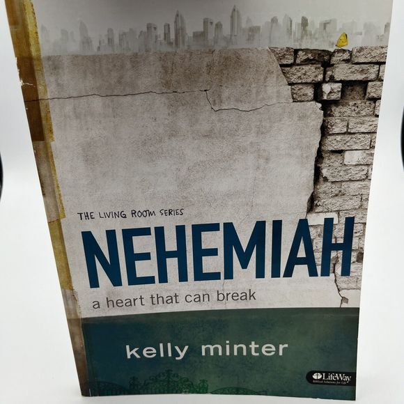Christianity Books Lot Of 2 Nehemiah Living Room Series Christian To The Core VG - Picture 2 of 8